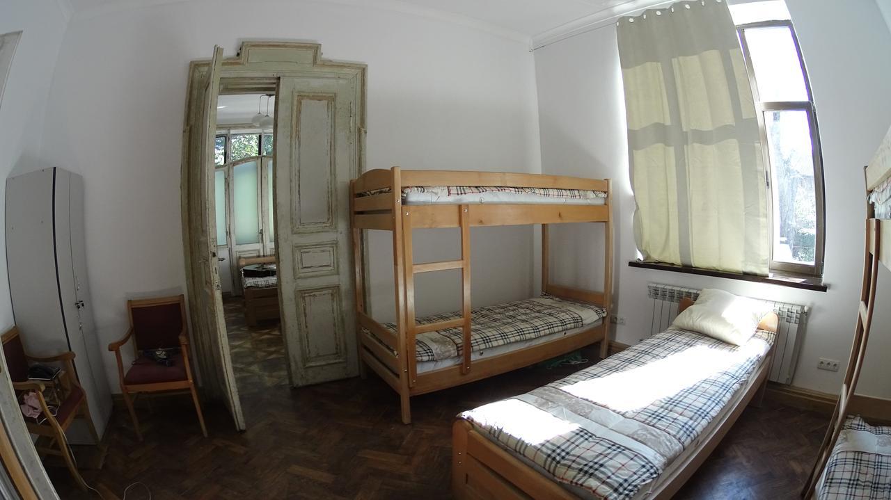 Hostel Mif Ivano-Frankivszk Kültér fotó